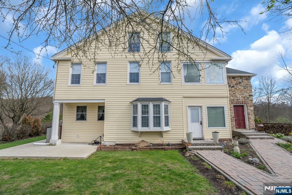 48 Willever Lake Road