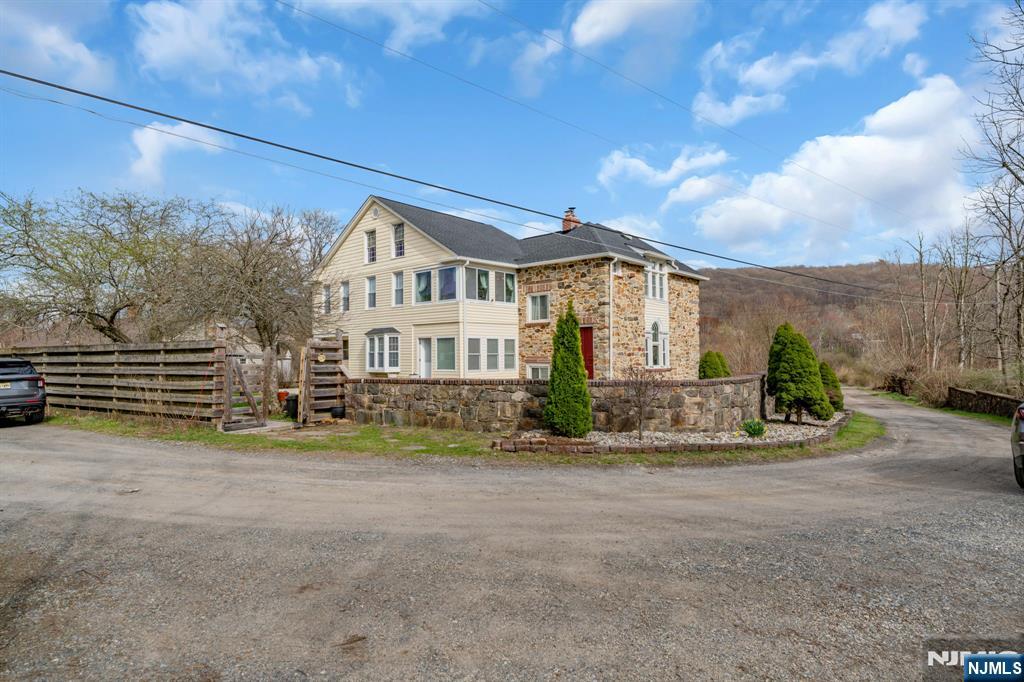 48 Willever Lake Road