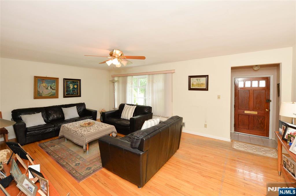 267 Magnolia Avenue