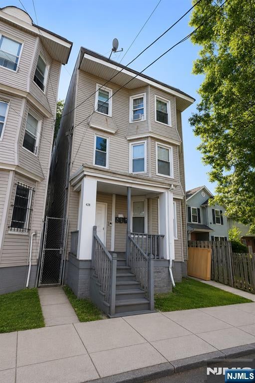 428 S 17th Street