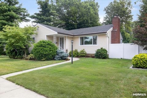 195 Fern Street Twp of Washington NJ 07676