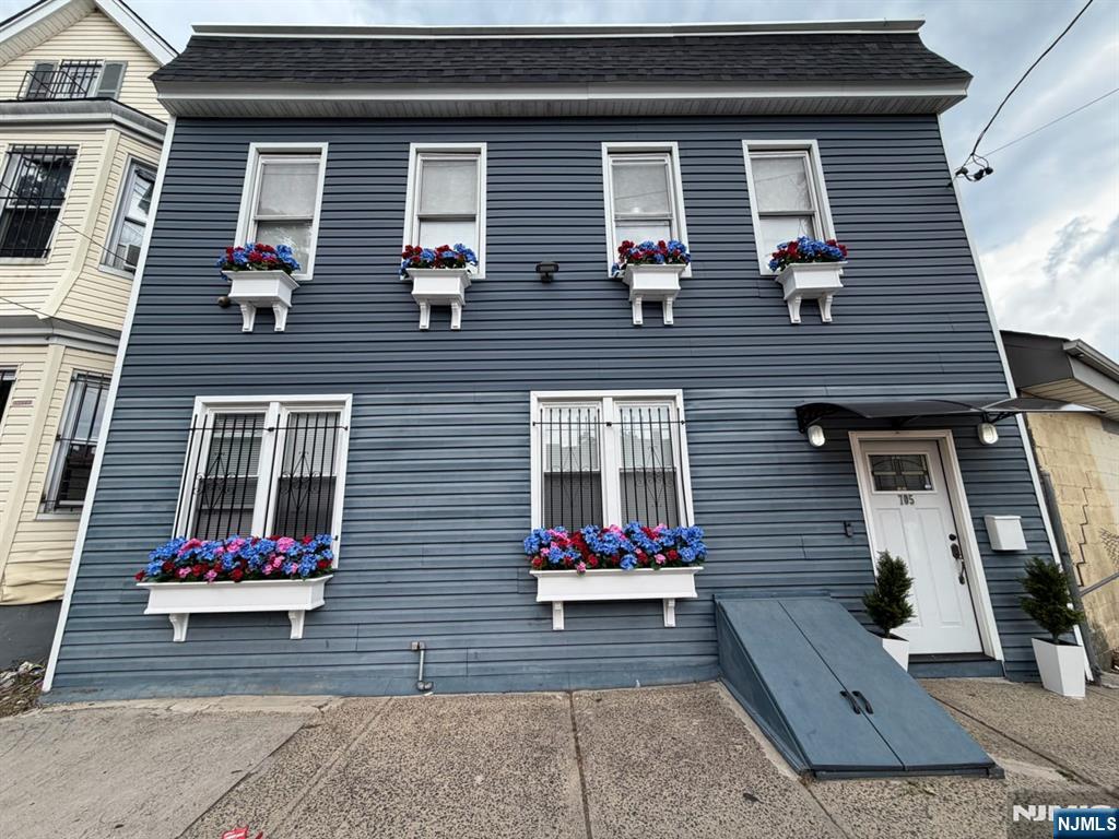 Photo of 705 15th Street, Newark, NJ 07103 (MLS # 26022765)