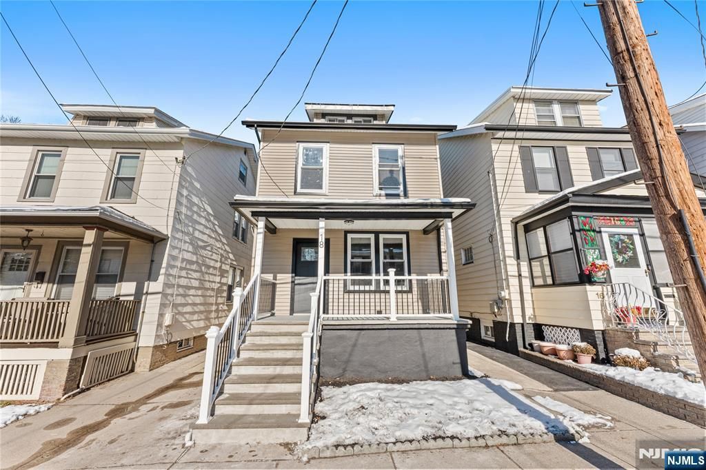 Photo of 18 Hilton Avenue, Maplewood, NJ 07040 (MLS # 26003228)