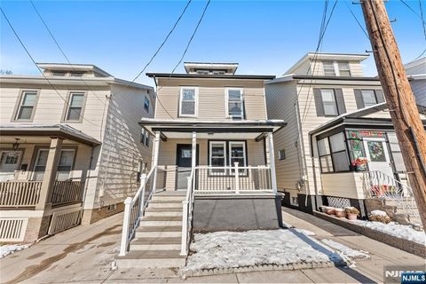 18 Hilton Avenue Maplewood NJ 07040