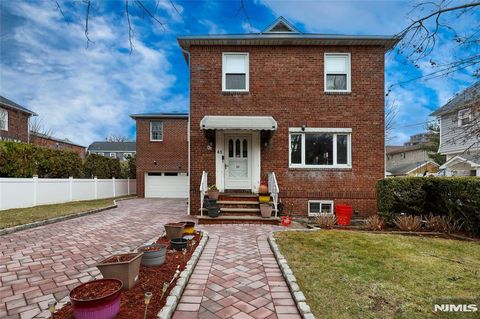 65 Grant Avenue Cliffside Park NJ 07010