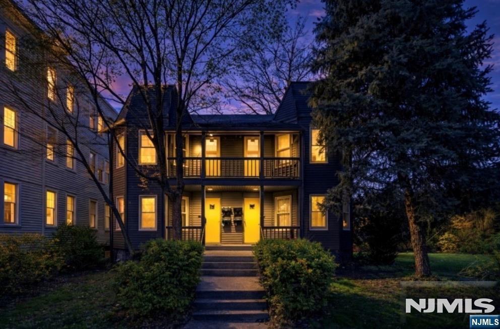 30 Lindsley Avenue