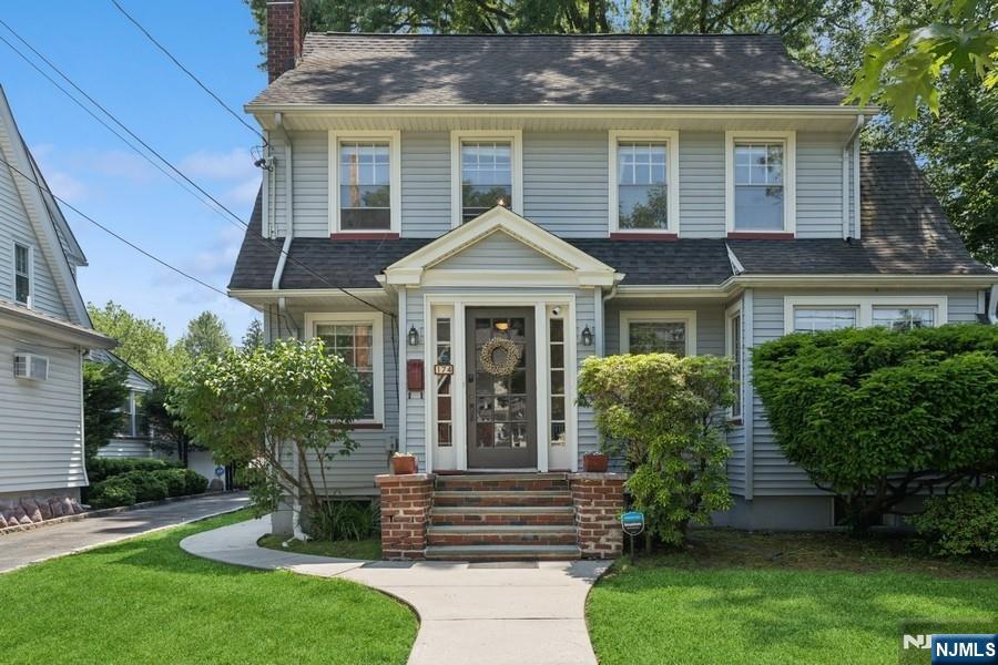 174 Garfield Place