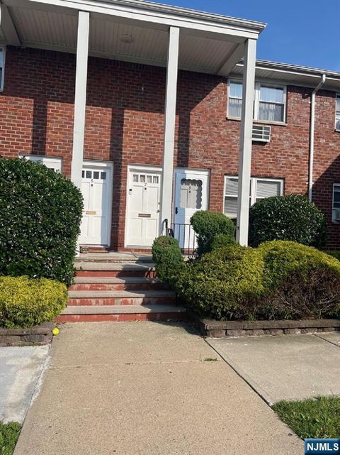 Photo of 300 E Homestead Avenue #B 8, Palisades Park, NJ 07650 (MLS # 26024849)