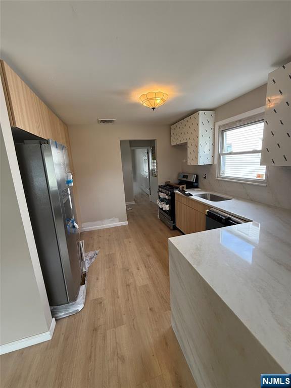 478 Riverside Terrace