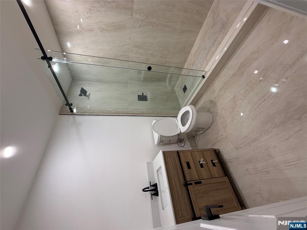 478 Riverside Terrace