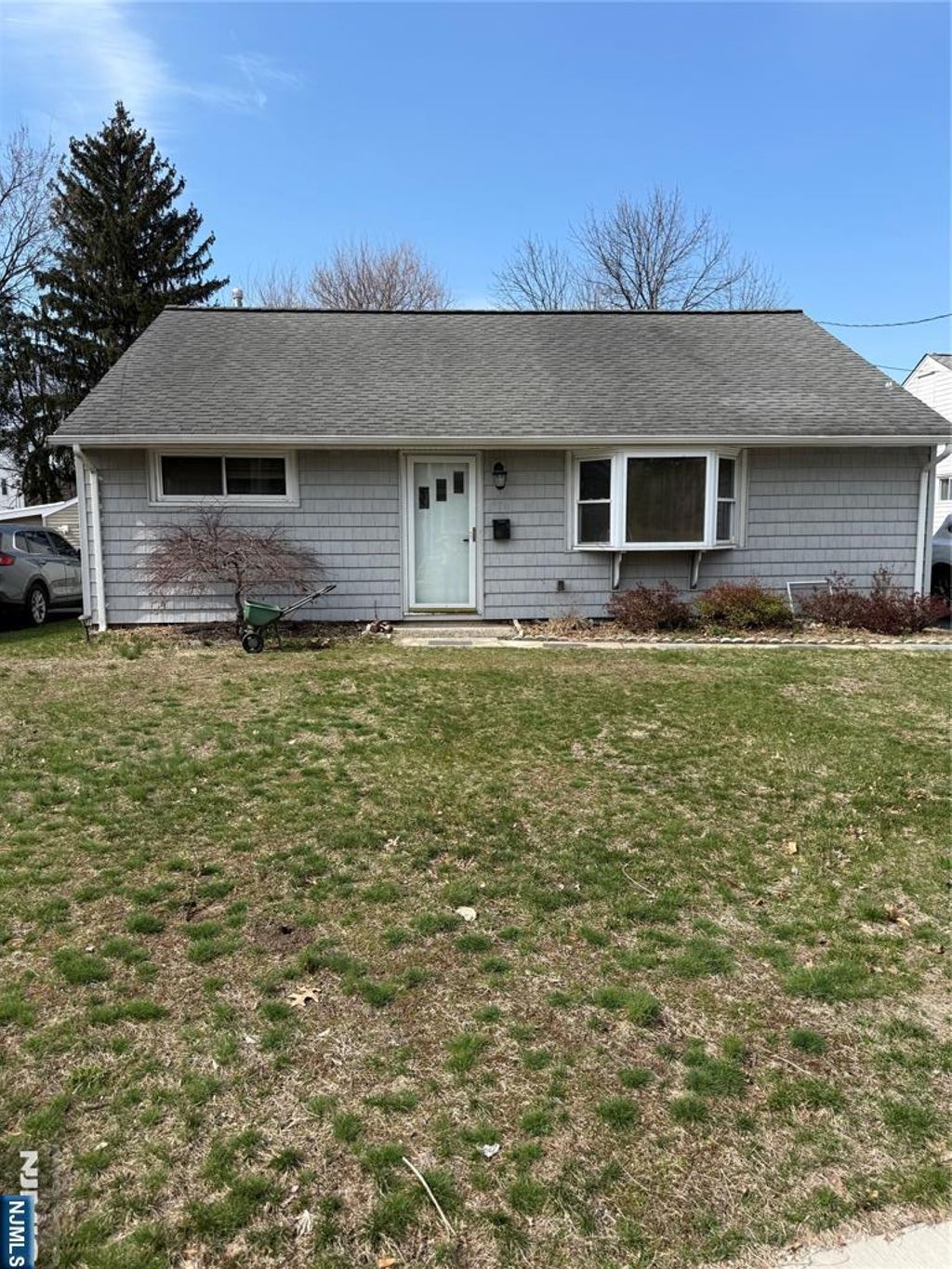 Photo of 478 Riverside Terrace, Rutherford, NJ 07070 (MLS # 26010042)