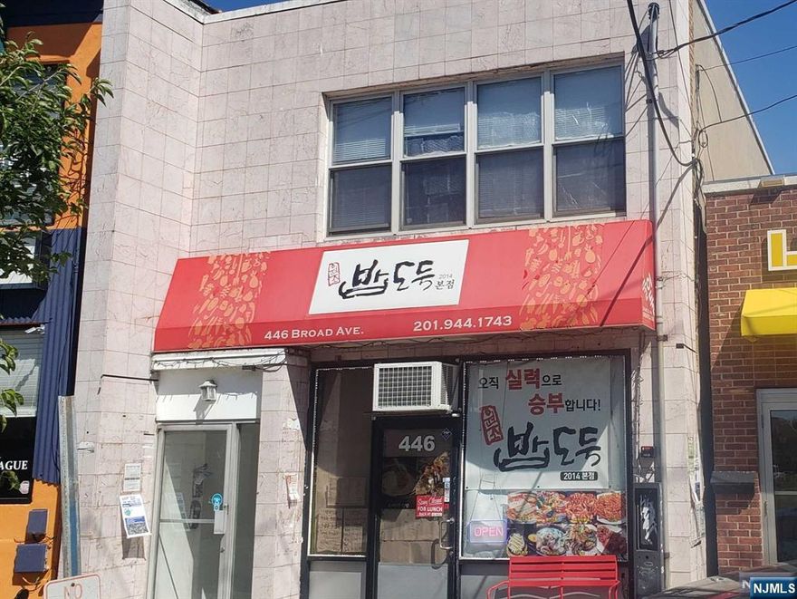 One of famous Korean restaurants BAPDODUK on Broad ave. relatively small size space, but steady sales volume and lucrative profit. offering variety of attractive Korean dishes including famous soy sauce marinated crab, spicy stir fried pork, and braised fish dishes and others. Annual sales in 2023 year : $ 1.134 mill, Net profit : around $ 350k.