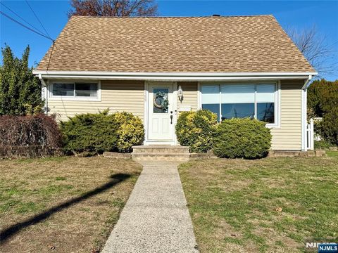 169 Cambridge Avenue Saddle Brook NJ 07663