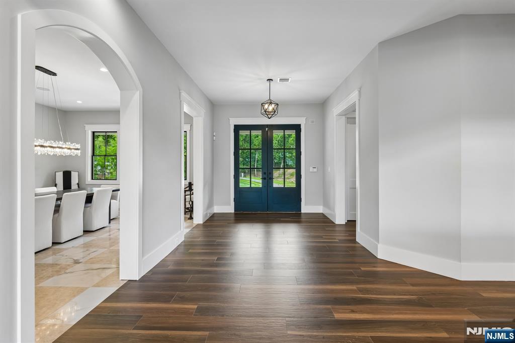 7 Homelands Drive