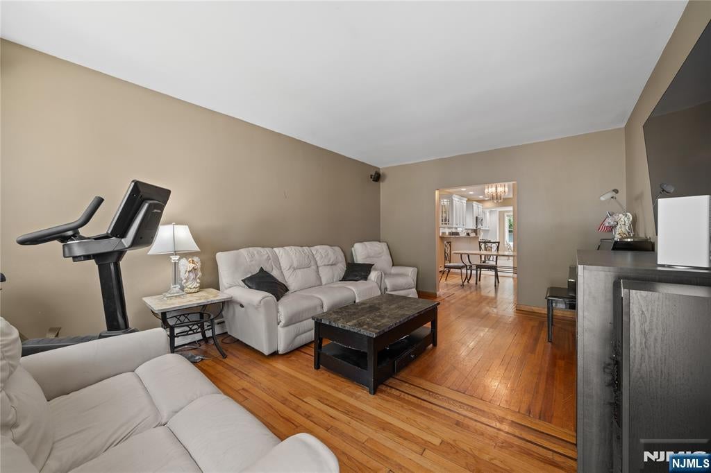81 Huron Avenue