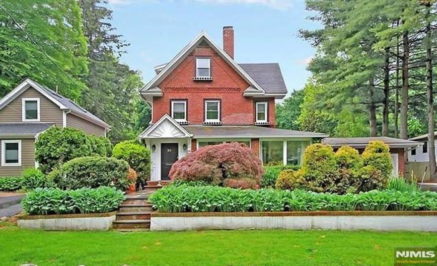 Welcome home to this spacious 5-bedroom, 3.5-bath residence ideally situated on the East Hill of Demarest. Conveniently located near award-winning schools and NYC transportation, this home offers the perfect combination of comfort, space, and location. The first floor features a welcoming entry area filled with natural light, highlighted by large windows and a cozy fireplace. The expansive custom kitchen provides abundant storage and unbelievable space for every day living or entertaining. You'll appreciate a convenient first-floor laundry area. A bright family room with soaring ceilings and skylights creates a wonderful gathering space, while a powder room offers easy access for guests. Step out to the private, fully fenced backyard which is perfect for relaxation and outdoor entertaining. A two-car garage completes the main level. On the second floor, youâ€™ll find the spacious primary suite with a spa-like bath, along with two additional bedrooms and a full bathroom. The third floor offers a versatile suite, ideal for guests, a home office, or additional living space. Renovate or expand to create your dream home in one of the areaâ€™s most desirable towns and neighborhoods. Owner holds NJ real estate license.