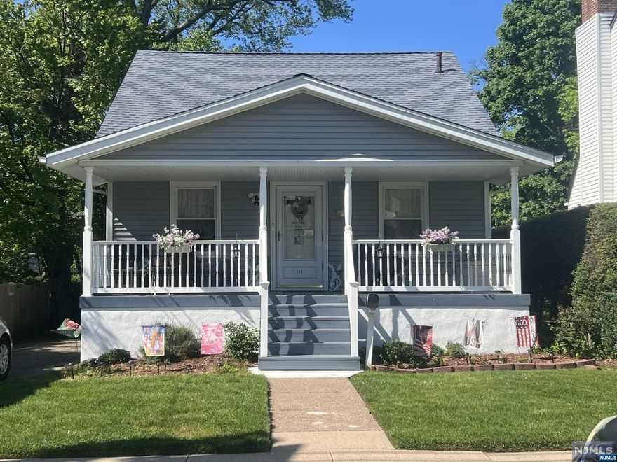 Welcome to 144 W. Quackenbush Ave! Better than condo living in this 3 bedroom, 1 bath Colonial Cape nestled on 40 x 120 lot. Open front porch welcomes you into the living room, formal dining room, kitchen, master bedroom, bedroom #2 & full bath on the 1st floor. Second floor consists of bedroom #3 & plenty of storage. A full unfinished basement with an outside entrace to private backyard & patio completes this home. Other features include a 4 yr old steam boiler, 3 yr old hot water heater, maintenance free vinyl siding, long driveway for 3 or 4 cars, 100 amp electric panel and more! Schedule your appointment today!