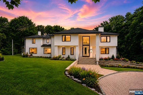Photo of 1 Lambs Lane, Cresskill, NJ 07626 (MLS # 26017733)