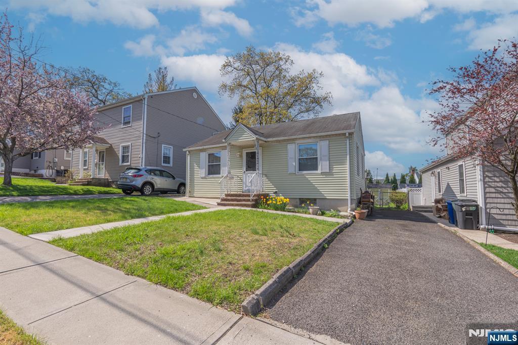 22 Franklin Avenue
