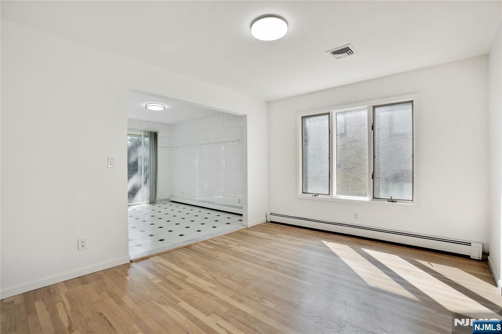 472 Central Boulevard