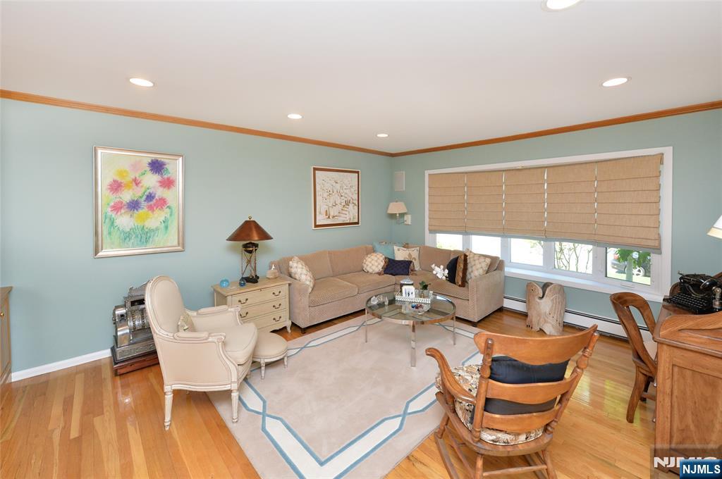 14-29 Lucena Drive