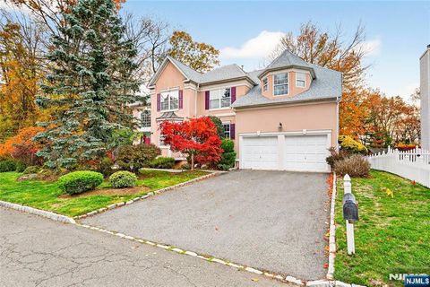 12 Robyn Court Emerson NJ 07630