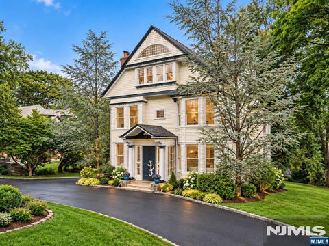Photo of 303 Upper Mountain Avenue, Montclair, NJ 07043 (MLS # 26040354)