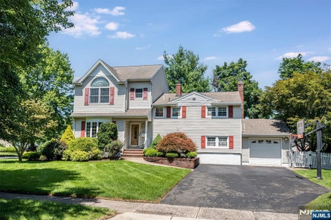 Photo of 107 Gaynor Place, Glen Rock, NJ 07452 (MLS # 26012695)