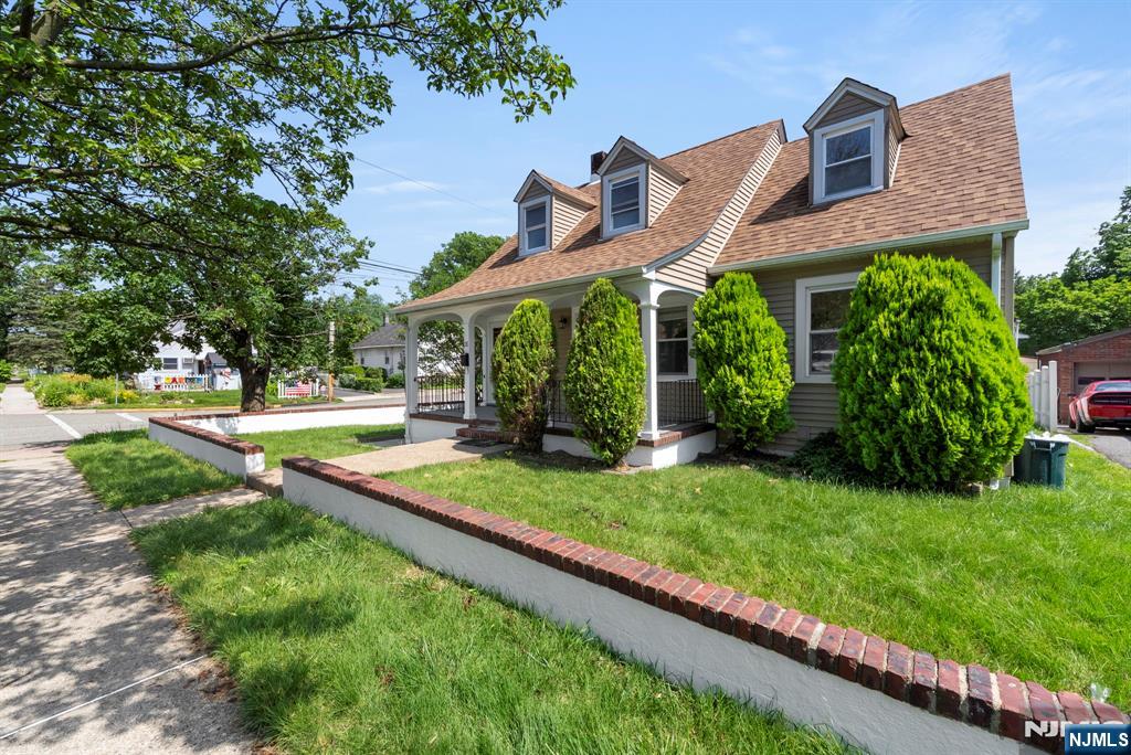 28 Willow Street