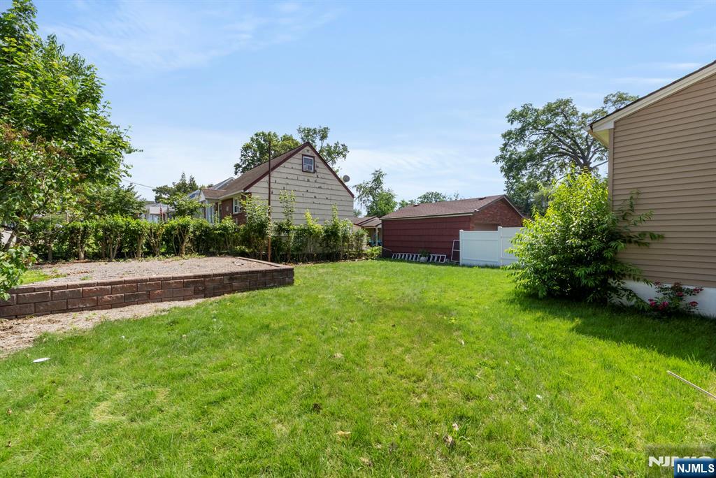 28 Willow Street