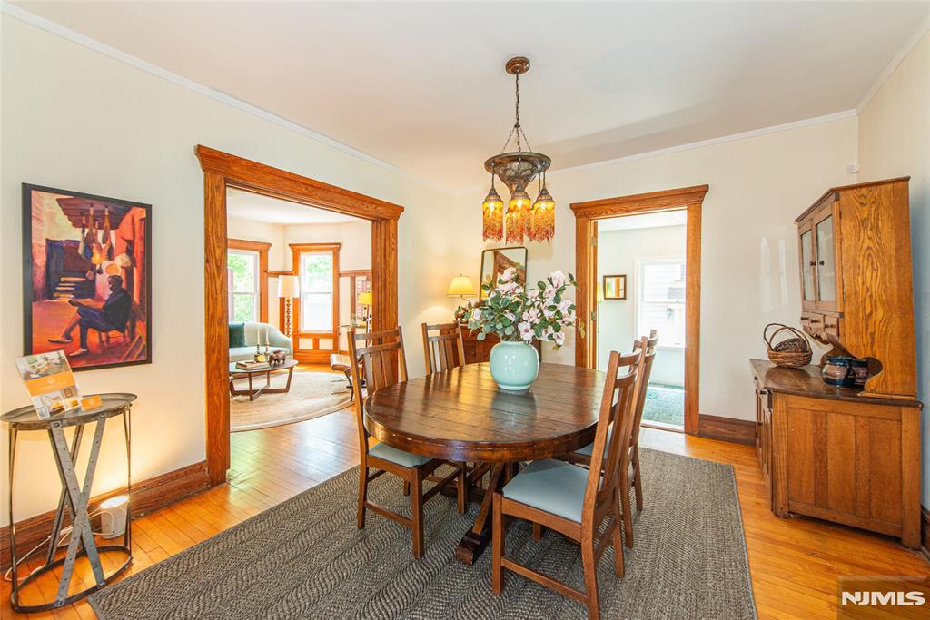 77 Edgemont Road