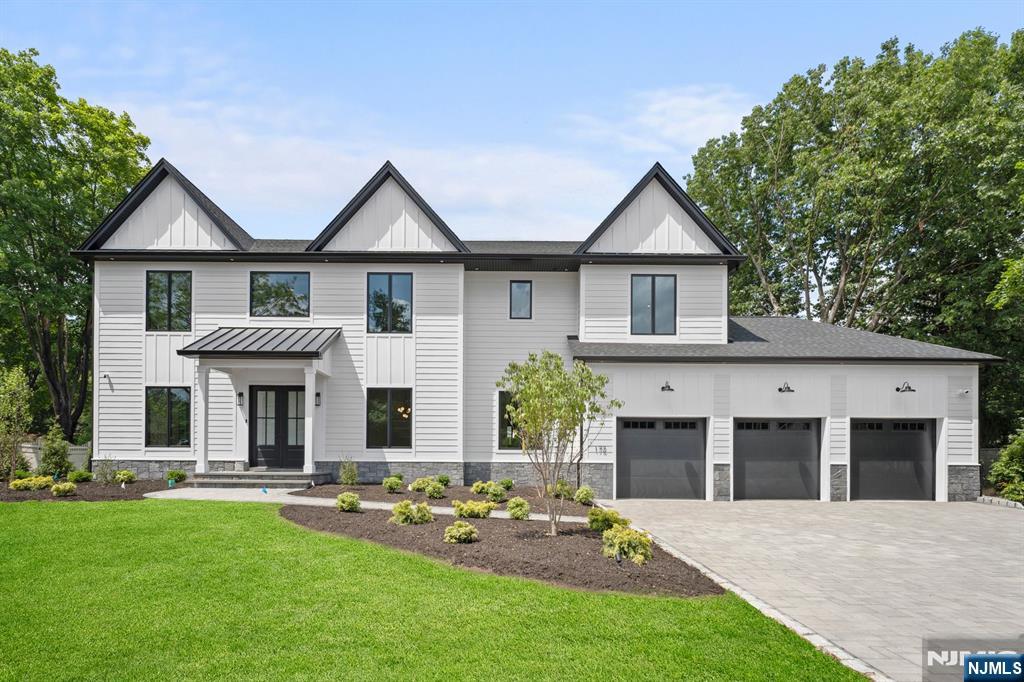 172 Birchwood