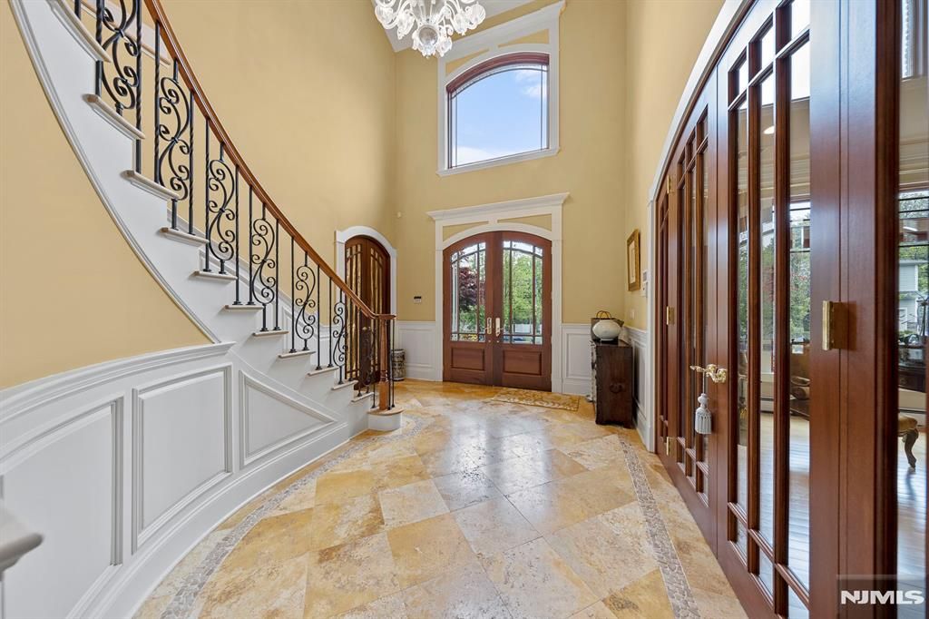 Photo of 67 Norman Place, Tenafly, NJ 07670 (MLS # 26008089)