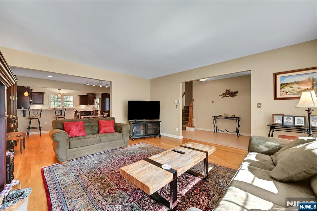 34 Eastbrook Drive