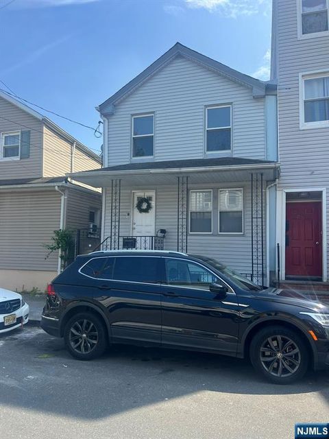 Photo of 255 Kinney Street, Newark, NJ 07105 (MLS # 25021099)