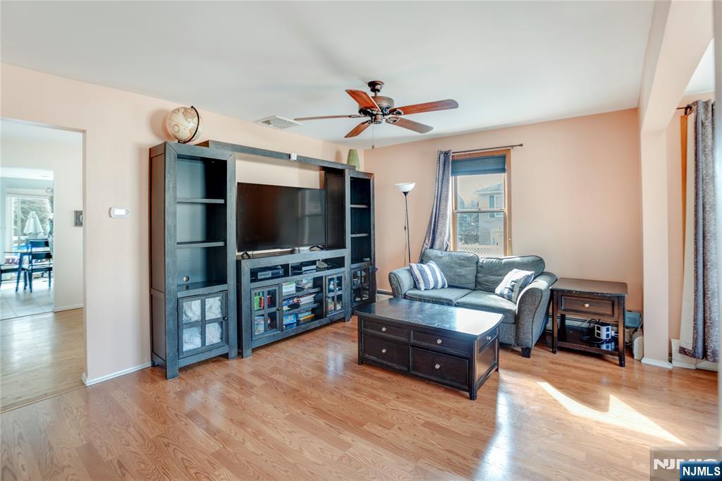 5 Lawrence Avenue