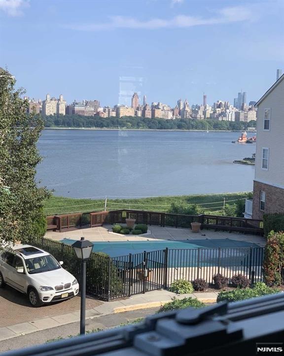 60 Bergen Ridge 1, North Bergen, New Jersey - 3 Bedrooms  
3 Bathrooms  
8 Rooms - 