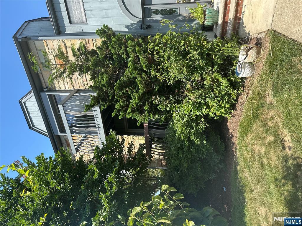 12 Trafalgar Court 12