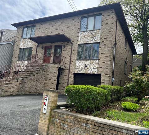 Photo of 414 Lafayette Avenue #C000B, Cliffside Park, NJ 07010 (MLS # 26014626)