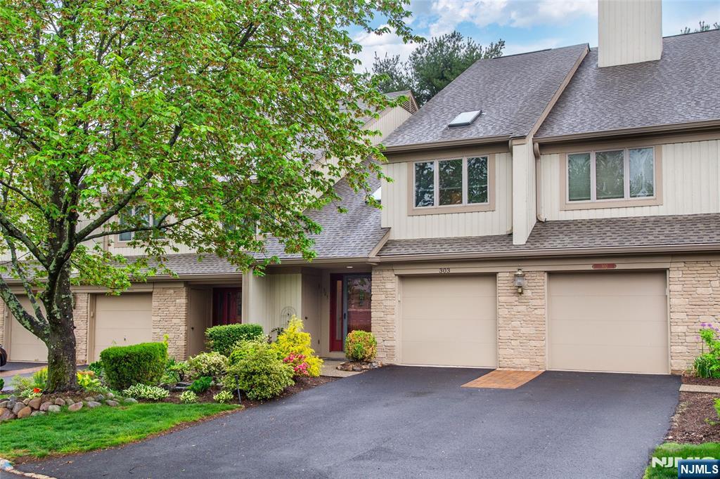 303 Vista View Drive