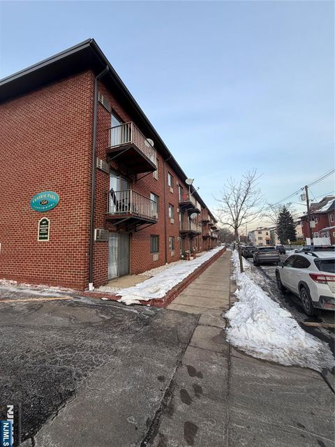 Photo of 550 Central #9, Harrison, NJ 07029 (MLS # 26005009)