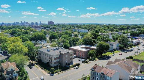 110 Grove Street East Orange NJ 07018