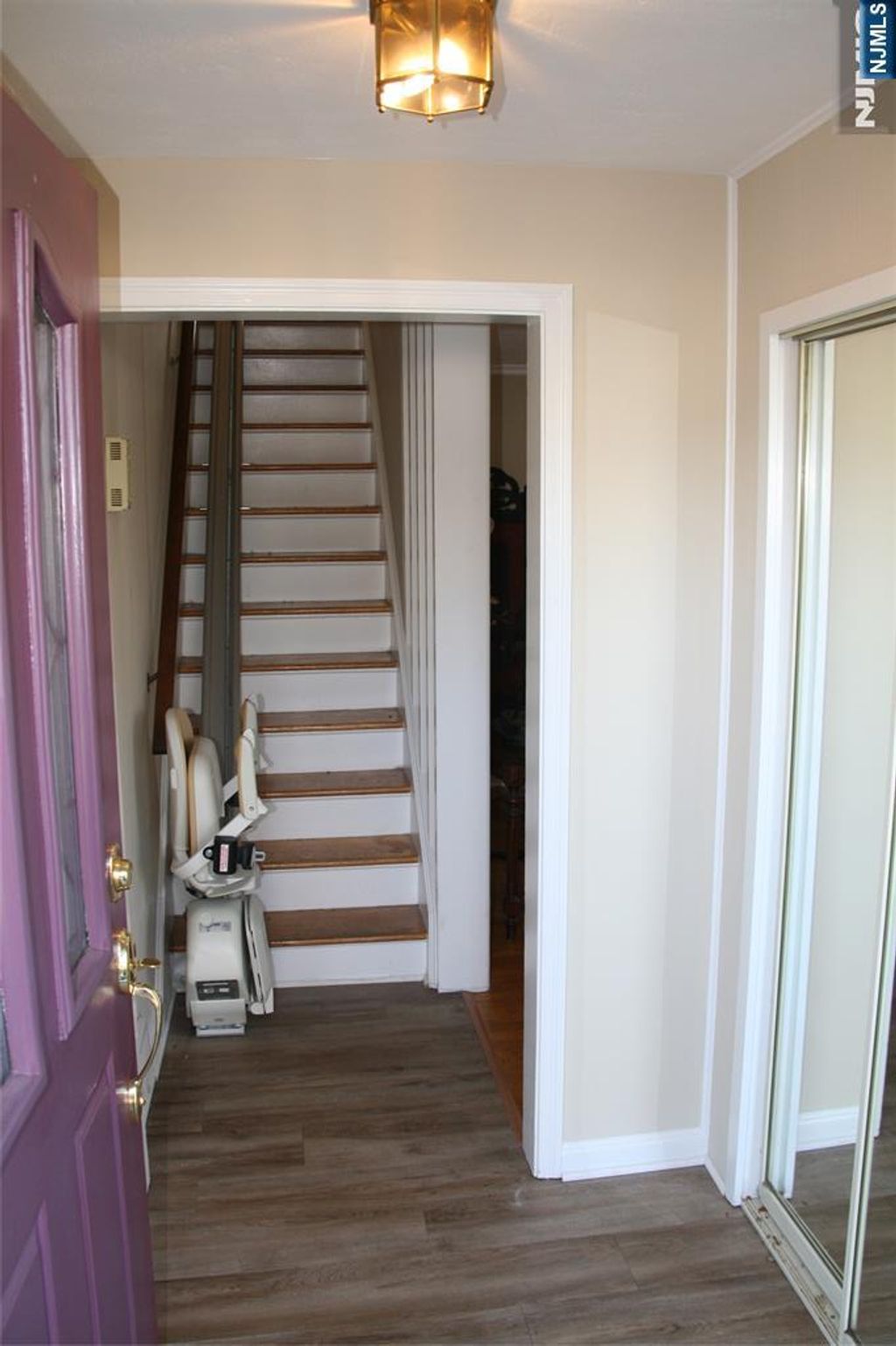 Photo of 77 Donald Place, Waldwick, NJ 07463 (MLS # 26008176)