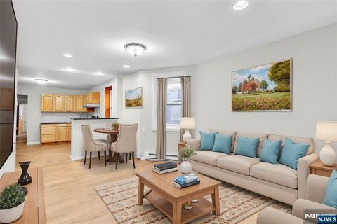 600 6th Street Unit 8, Newark, NJ 07107 - MLS#: 25007770