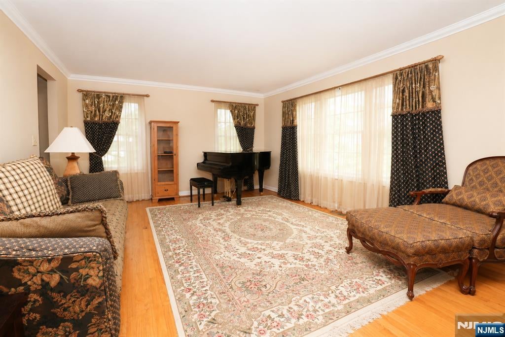 19 Westover Road