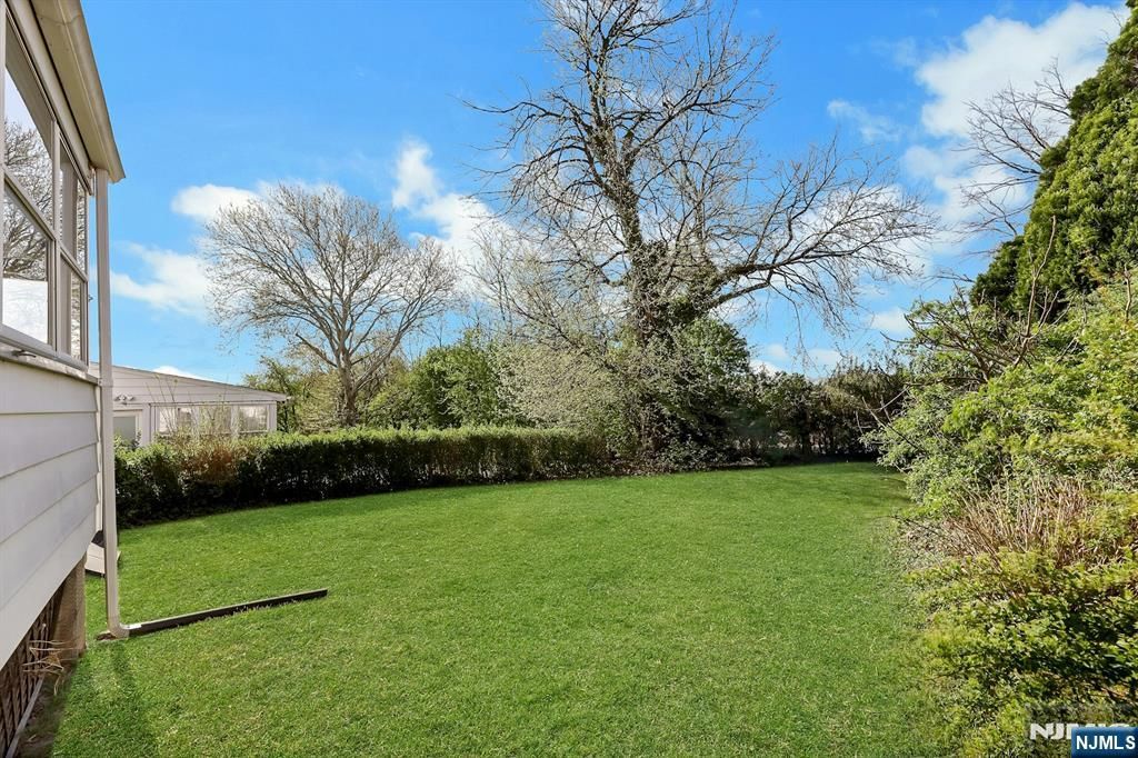 Photo of 37 Noel Drive, North Arlington, NJ 07031 (MLS # 26013968)