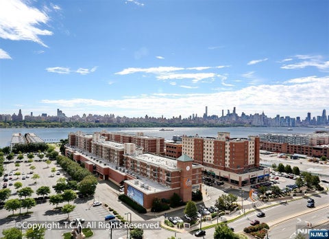Photo of 1211 City PL #1211, Edgewater, NJ 07020 (MLS # 26027129)