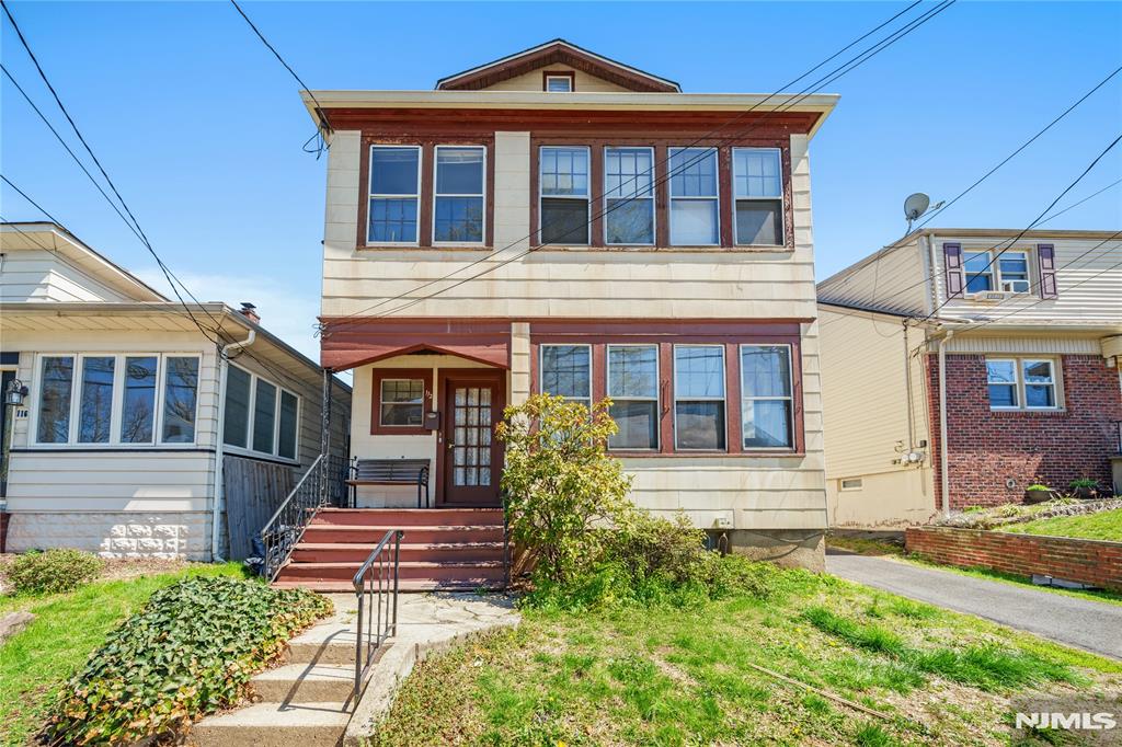 Property for Sale at 112 Hornblower Avenue, Belleville, New Jersey - Bedrooms: 4 
Bathrooms: 2 
Rooms: 9  - $549,000