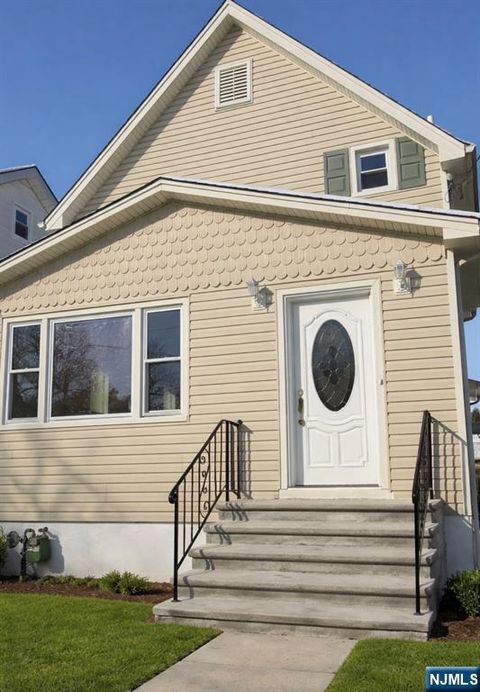 Photo of 771 5th St, Lyndhurst, NJ 07071 (MLS # 25043580)