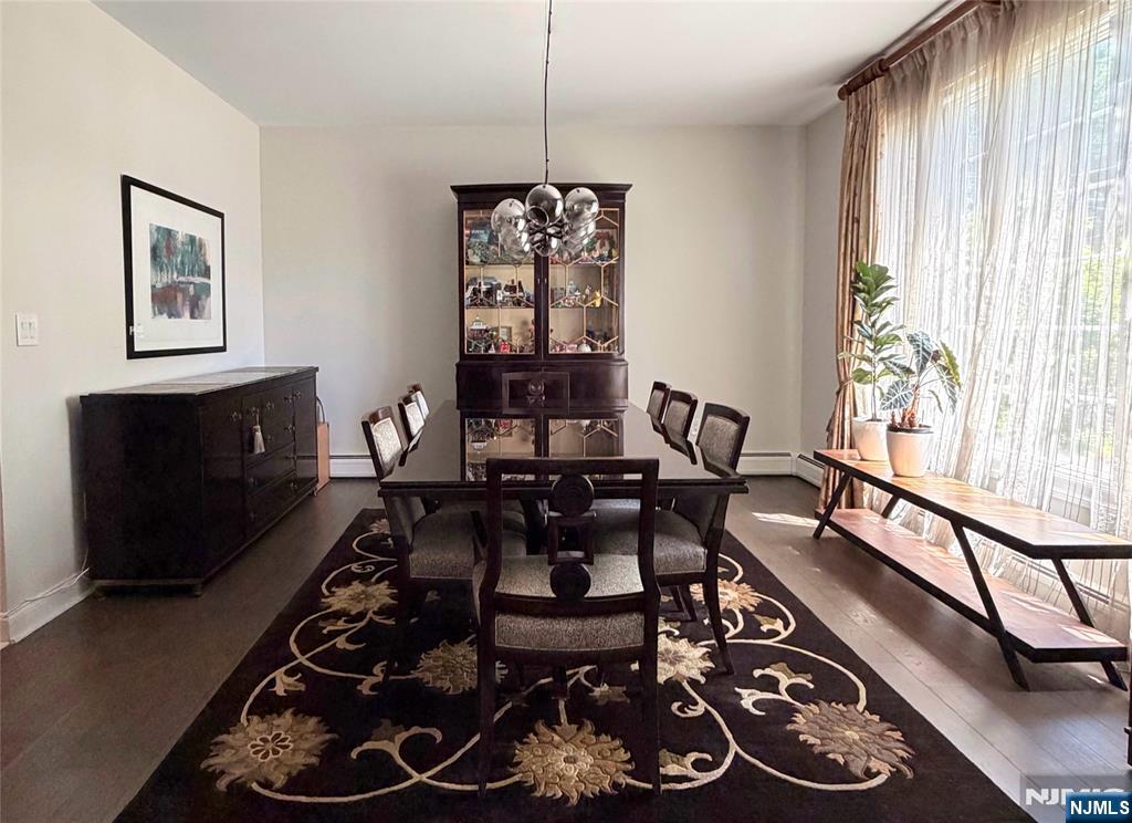 1206 Briar Way